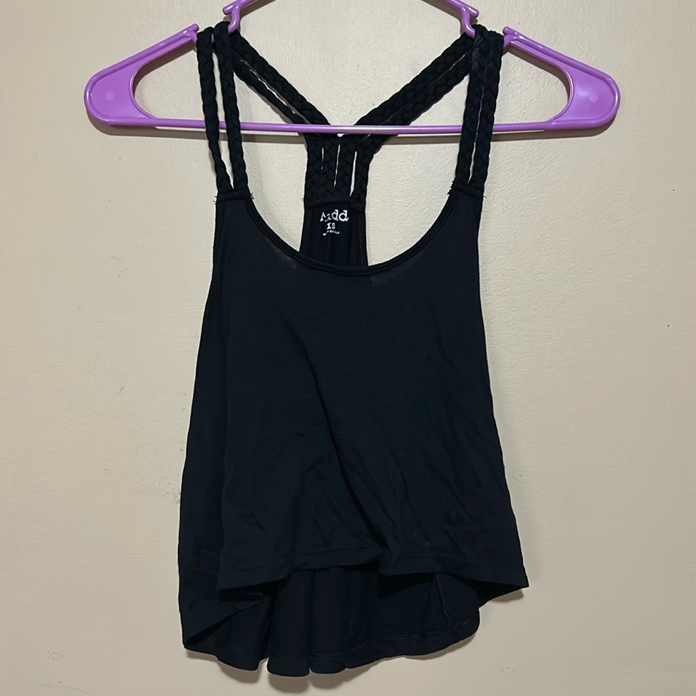 Black crop tank